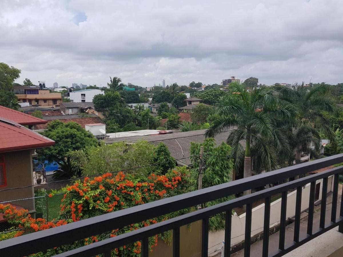 Private In Nugegoda 5, Close To High-level Road Apartment *