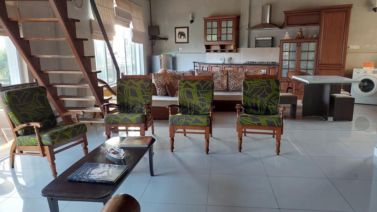 Apartment Private In Nugegoda 5, Close To High-level Road Colombo